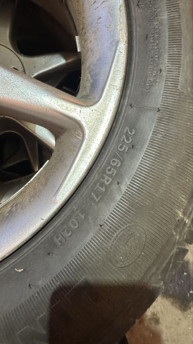 Продам резину на 17 с дисками