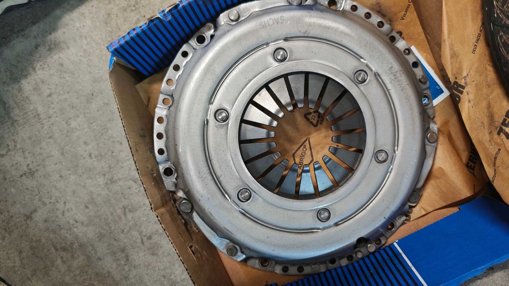 Комплект нов съединител Sachs  Опел Зафира 1.9 CDTI