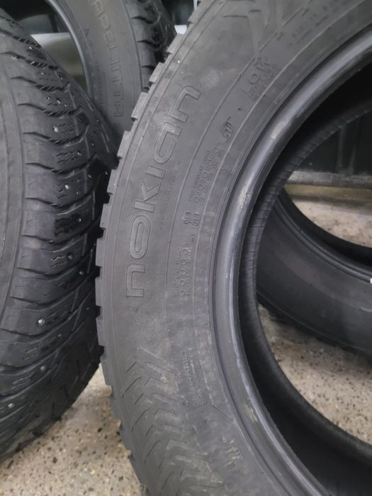 Продам резину Nokian
