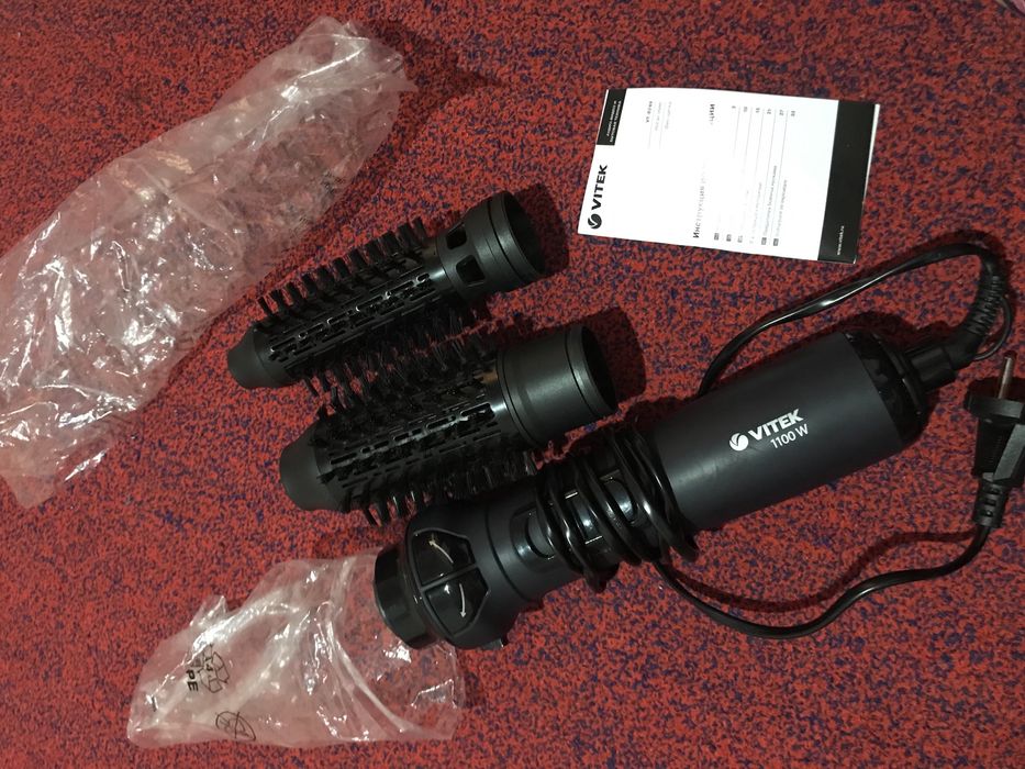 Продам Фен Щетку в отличном состоянии