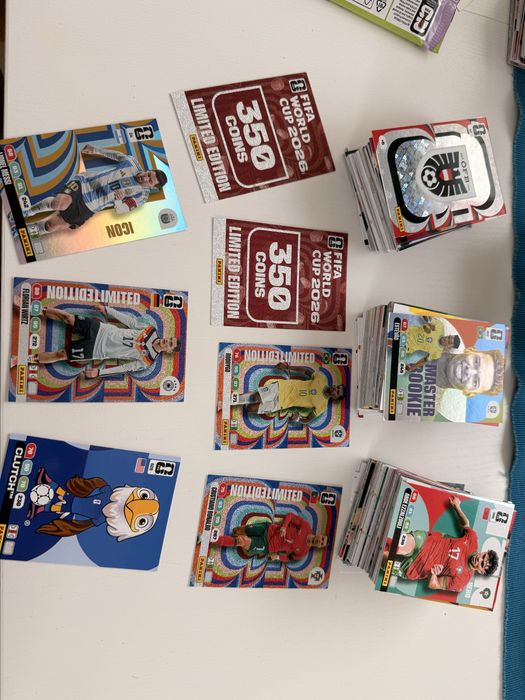 Vand/ Schimb panini adrenalyn XL world cup 2026