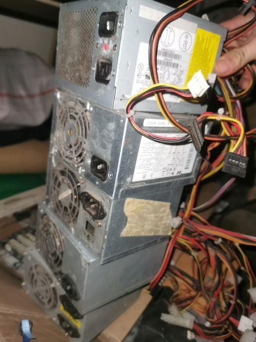 Sursă PC veche   – 5 lei/buc