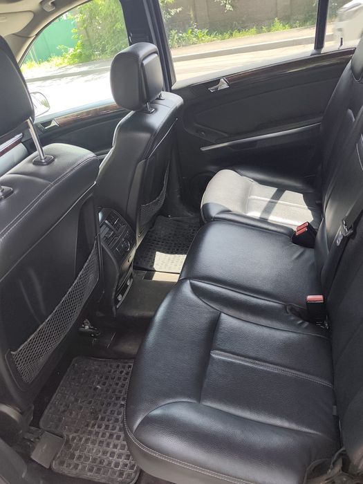 Mercedes Benz GL450