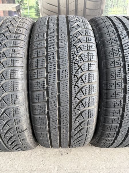 245/45/19 PIRELLI 4бр