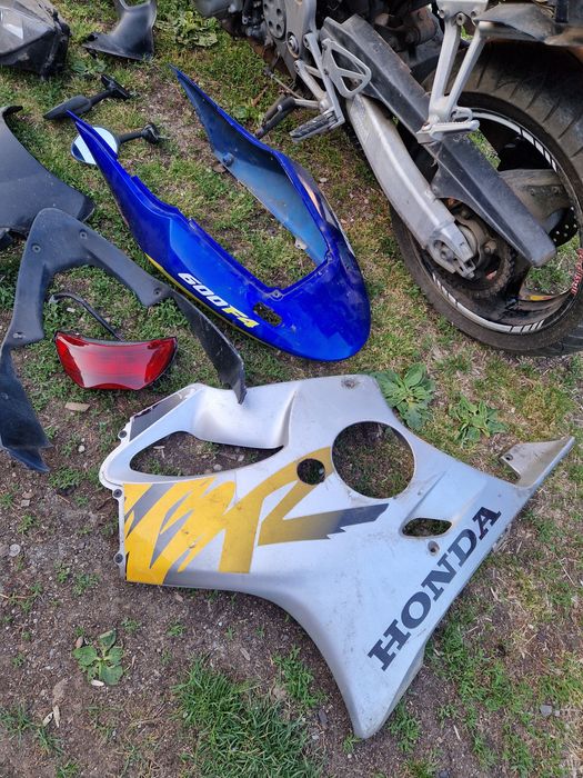 Vand Piese Honda CBR 600 F4    2000