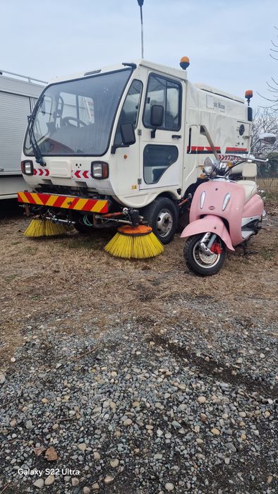 Maturatoare stradala Euro 5 Rampa stropit  Scarab Karcher stropitoare  3 perii .sul perii mijloc