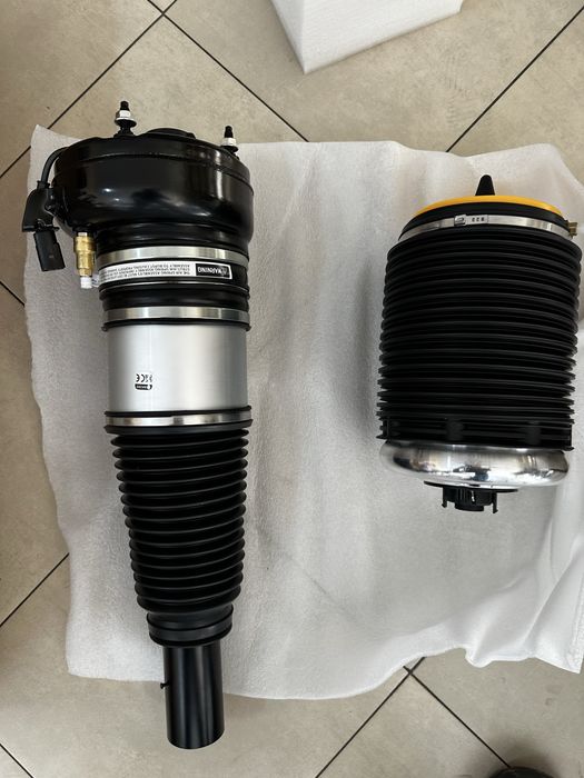 Амортисьор 850 лв възглавници 280 лв зазаден 370   . Audi  A6 C7.  A7