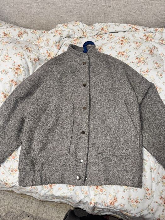 продам серую бомберку