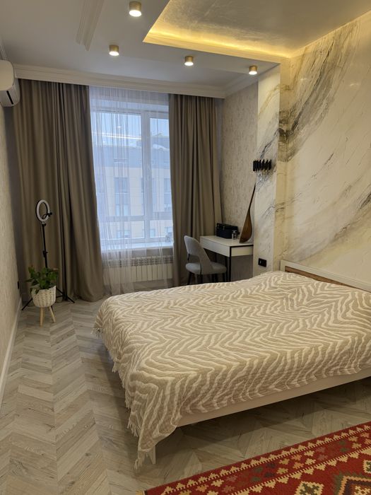 Продам 4-ком квартиру