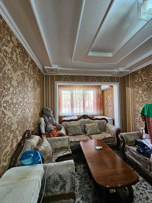 Юнусабад 13. 4 этажли домнинг 1 этажида 4 хонали сотаман.Ипотека