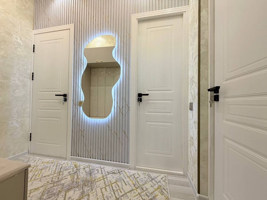 Чиланзар - 13 КВ 1-2/2/4.33м2 Срочно Продам квартиру