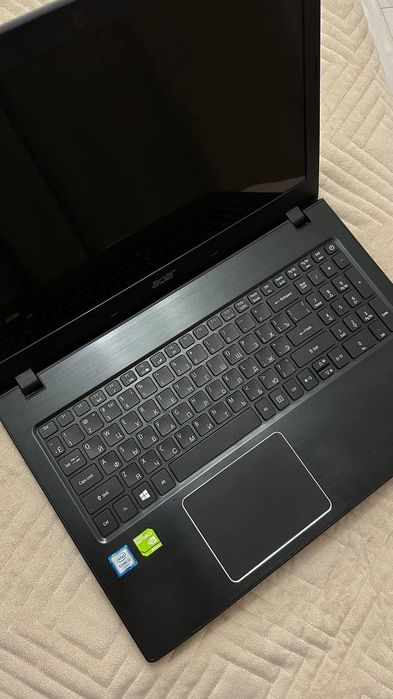 Ноутбук Acer Aspire E5-575