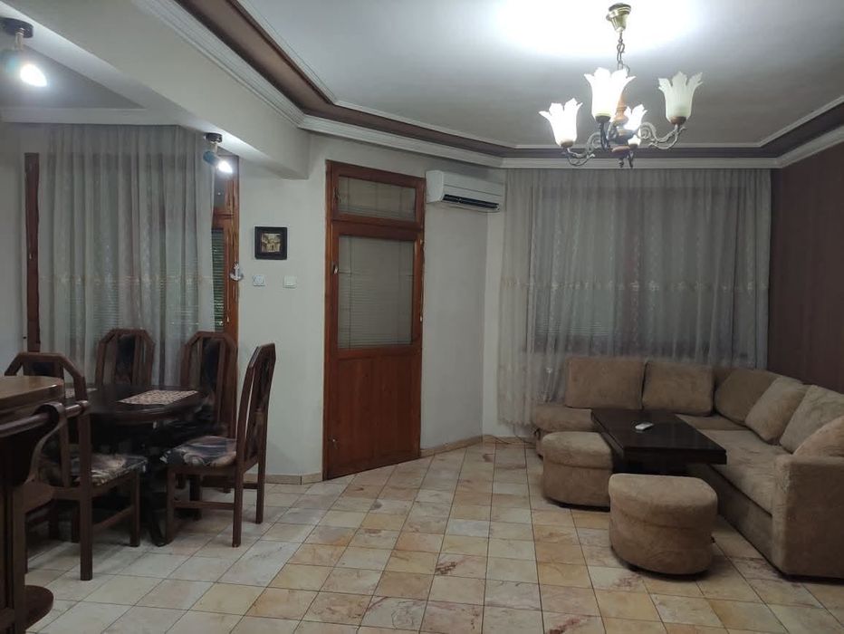 Давам под наем двустаен апартамент в нова кооперация