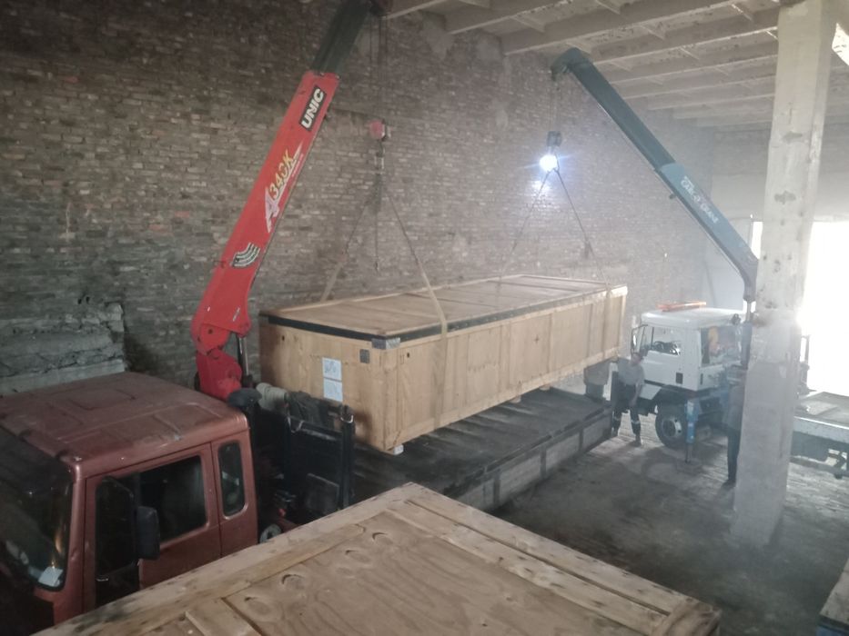 Манипулятор эвакуатор автовышка