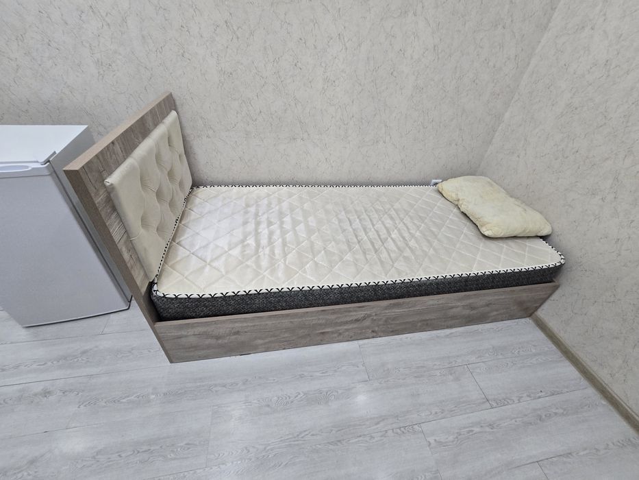 Мебель сотилади турли