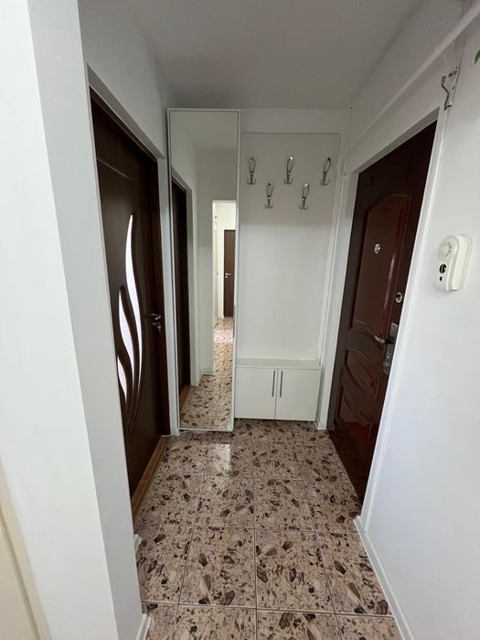 Apartament cu 3 camere