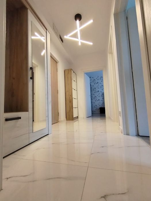 Închiriez apartament 2 camere decomandat in Oradea, Prima Universitatii