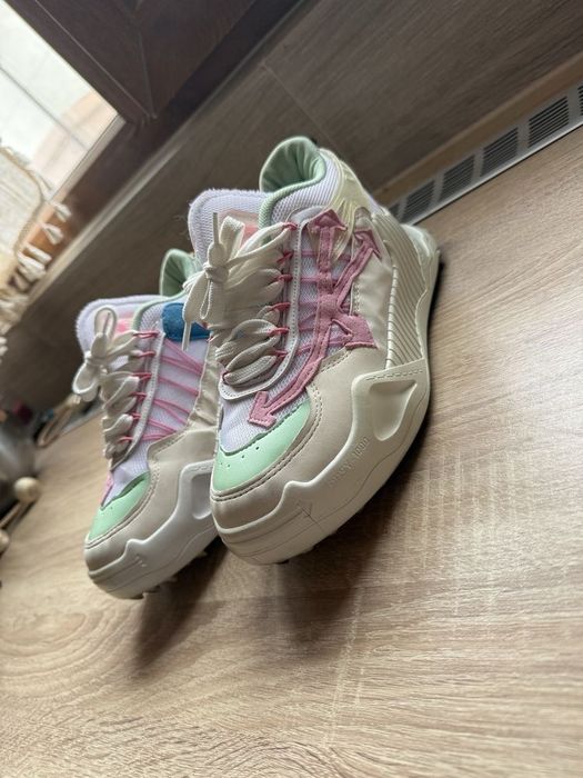 off white odsy-1000