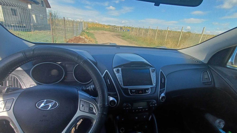 Mașină hyundai ix 35