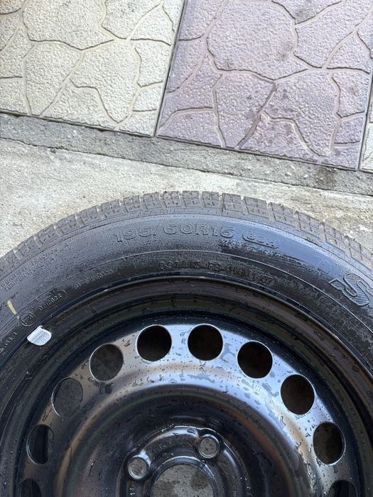 Roata de rezerva  opel astra g . 4 cauciucuri de iarna 185/65/15