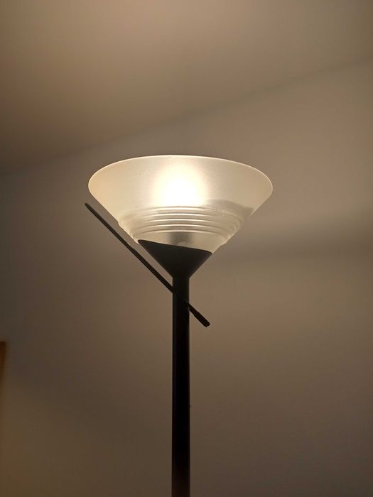 Висока метална лампа тип ИКЕА