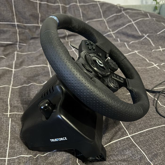 Volan Logitech G923 + Pedale + Shifter (PC/PS4/PS5)