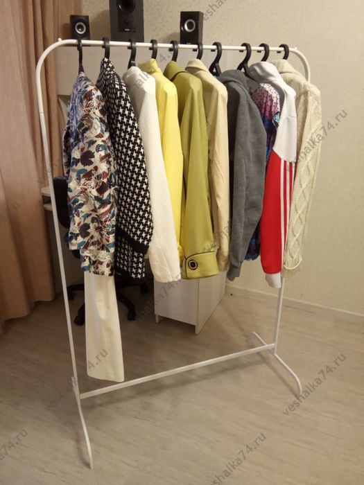 Напольная вешалка