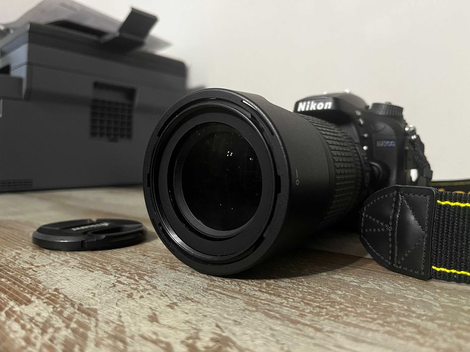 Фотоапарт Nikon D7200 +обектив Nikon AF-S DX NIKKOR 18-105mm