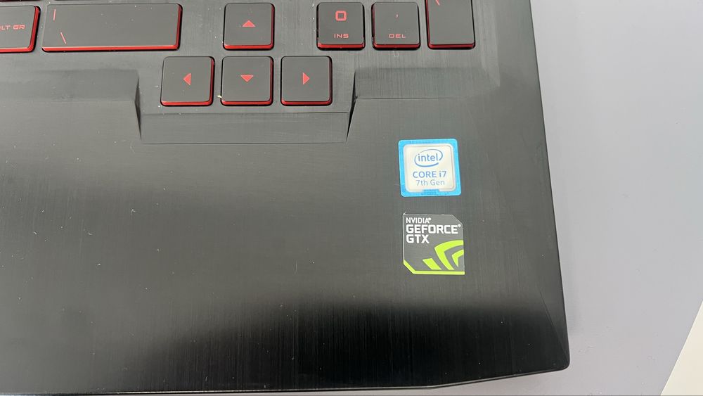 Laptop gaming HP Omen 15 i7 Gen7 / GTX – DEFECT – pentru piese / reparație