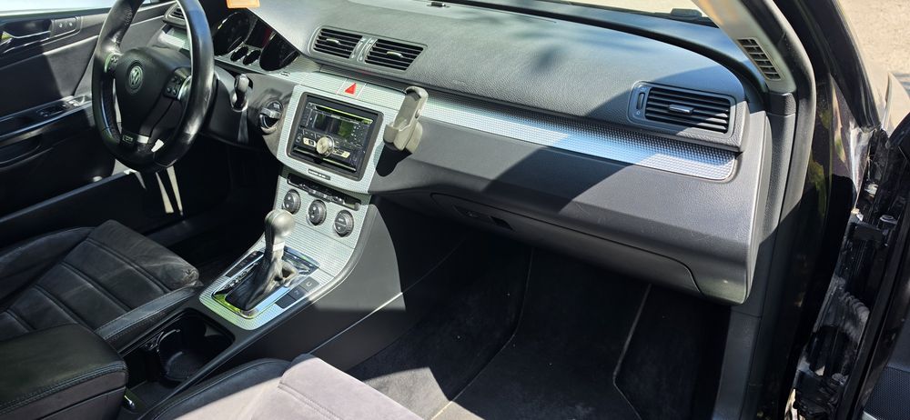 VW PASSAT - R36/300HP