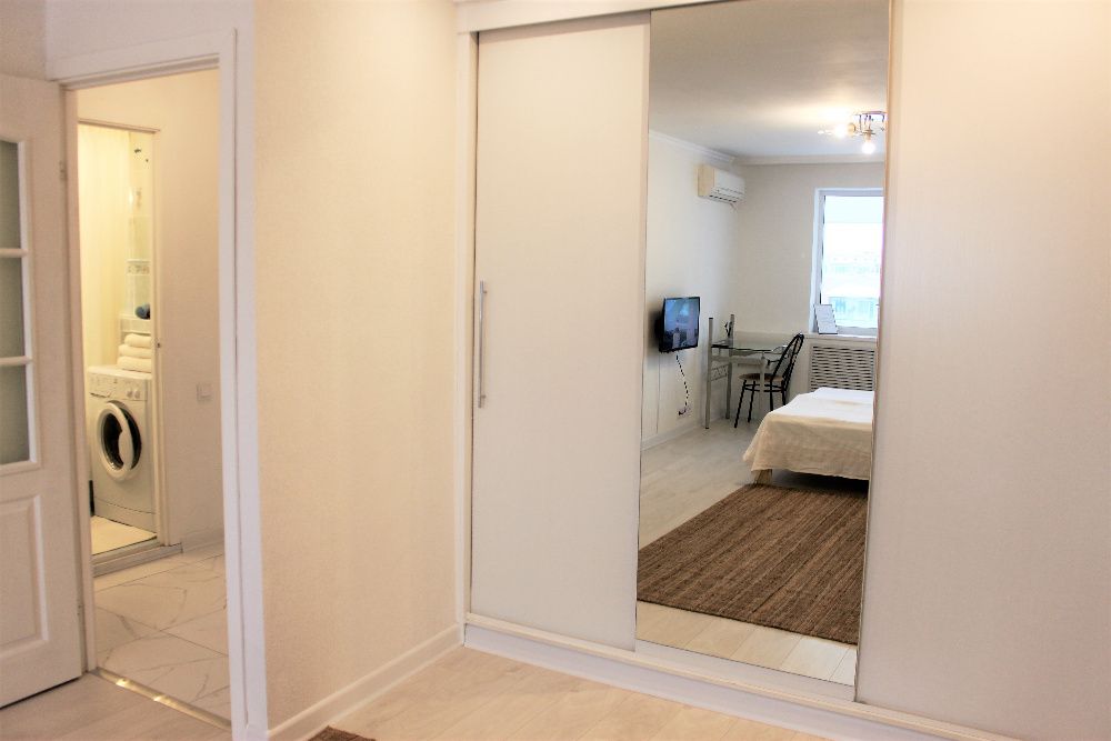 Белоснежная квартира на "Встрече" . Пр-т Абылай хана 29/1. Рядом ННМЦ