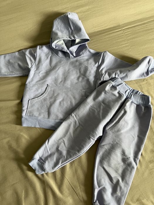 Продам комбинизон под Монклер