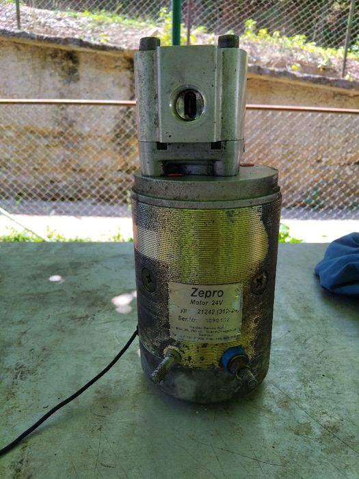 Електрическа хидравлична помпа Zepro,за борд на камион.