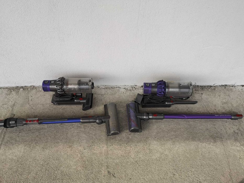 Прахосмукачка Dyson V10 на батерии