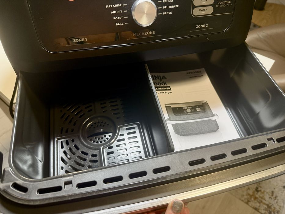 Фритюрник с горещ въздух Ninja - AF500EU, 2470W, 10.4 l - чисто нов