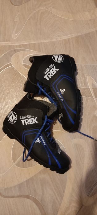 Лыжи беговые с ботинками