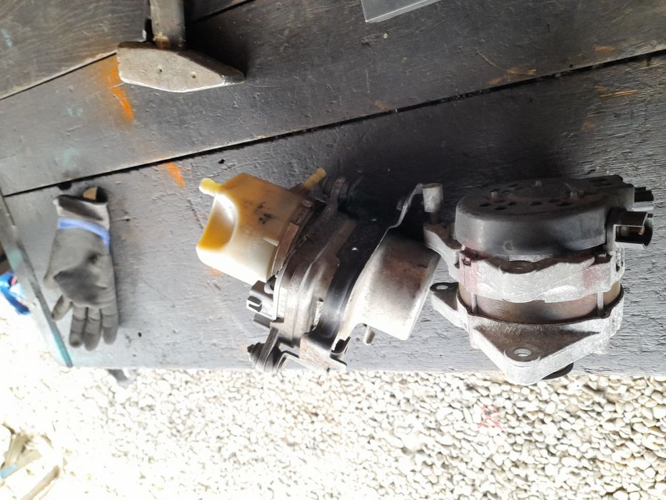 Alternator și pompa servo electrica volvo v 50 2005 2.0diesel