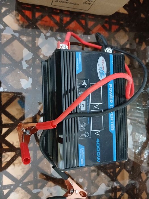 Инвертор 12/24В на 220В