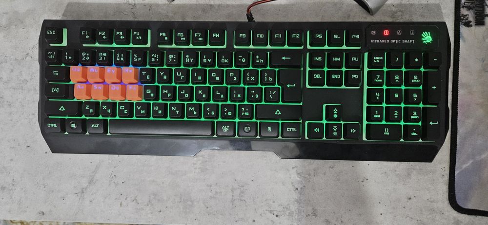 Игровой компьютер без монитора с комплектом