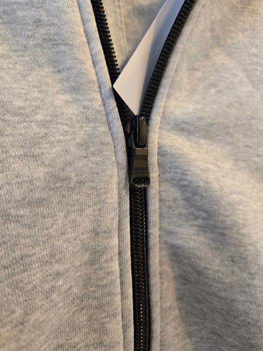 Детски анцунг BOSS / 13-14 г./ Нов/ 100 % Оригинален