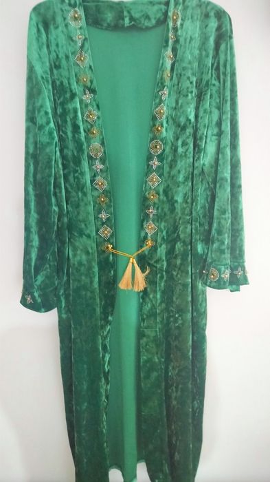 Камзолы стильные женские