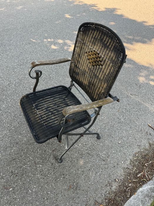 Ковано желязо - стойки за пейка+ кафе сет + 4 стола . Вижте описанието