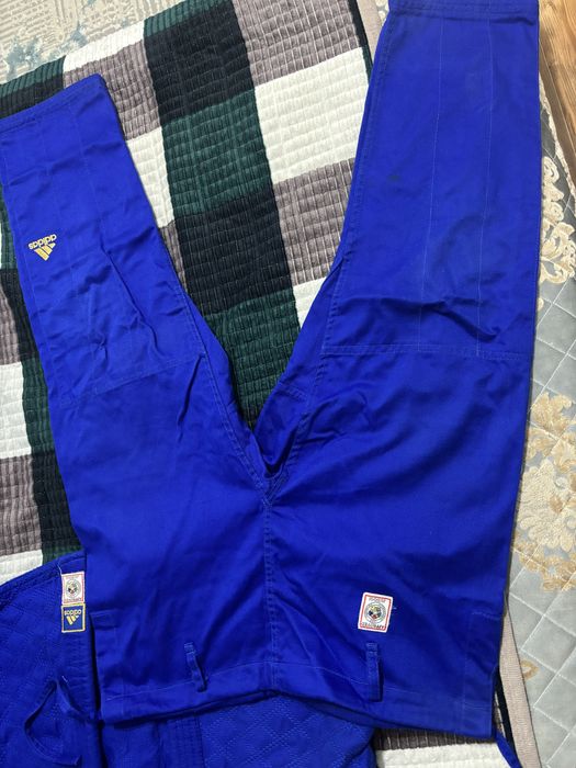 Продам кимоно адидас для дзюдо