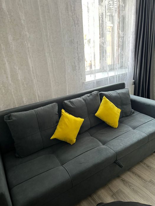 Продам диван в гостинную