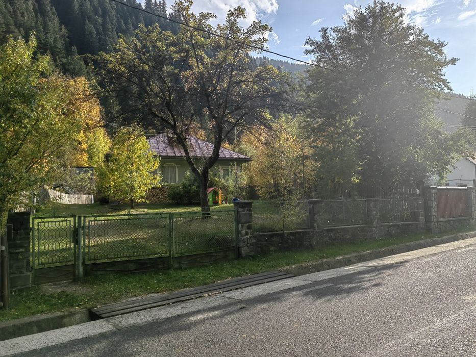 Casa de vanzare la munte