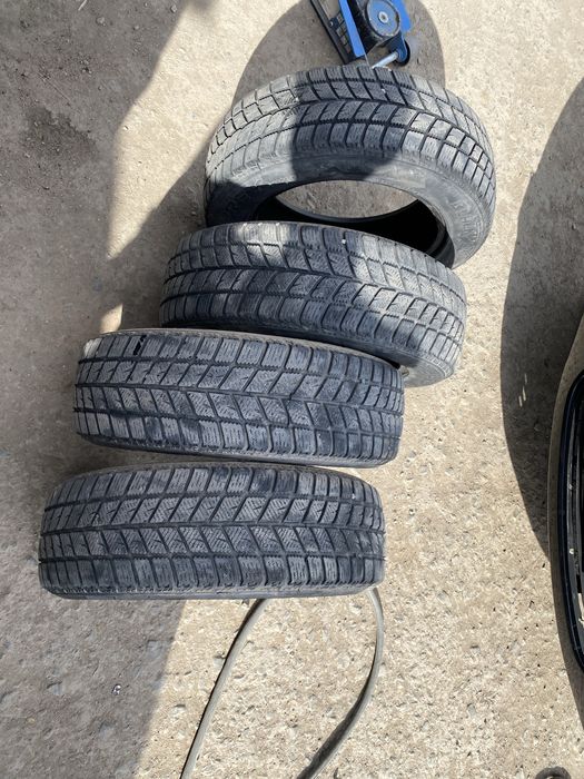 Продам зимние шины 185/65/15