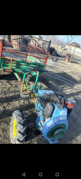 Vând Motoagricola