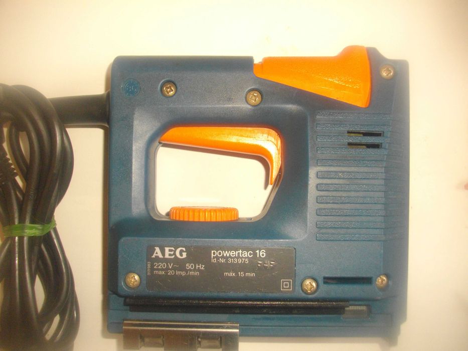 БГ Соц поялник Гайковерт UNITEC Ел.Такер AEG Капси заряди HILTI Пирони