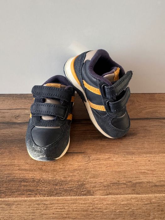 Маратонки и пантофи Mayoral, Hm, Beko 20 номер