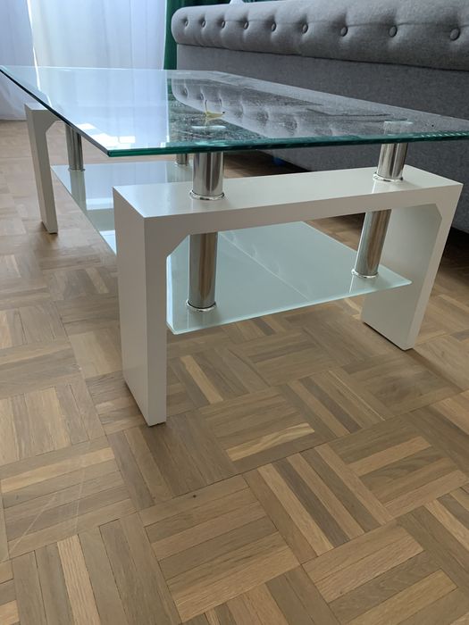 Vand masa living din sticla